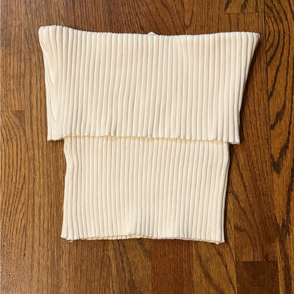 Zara Off-Shoulder White Knit Tube Top - Picture 1 of 2